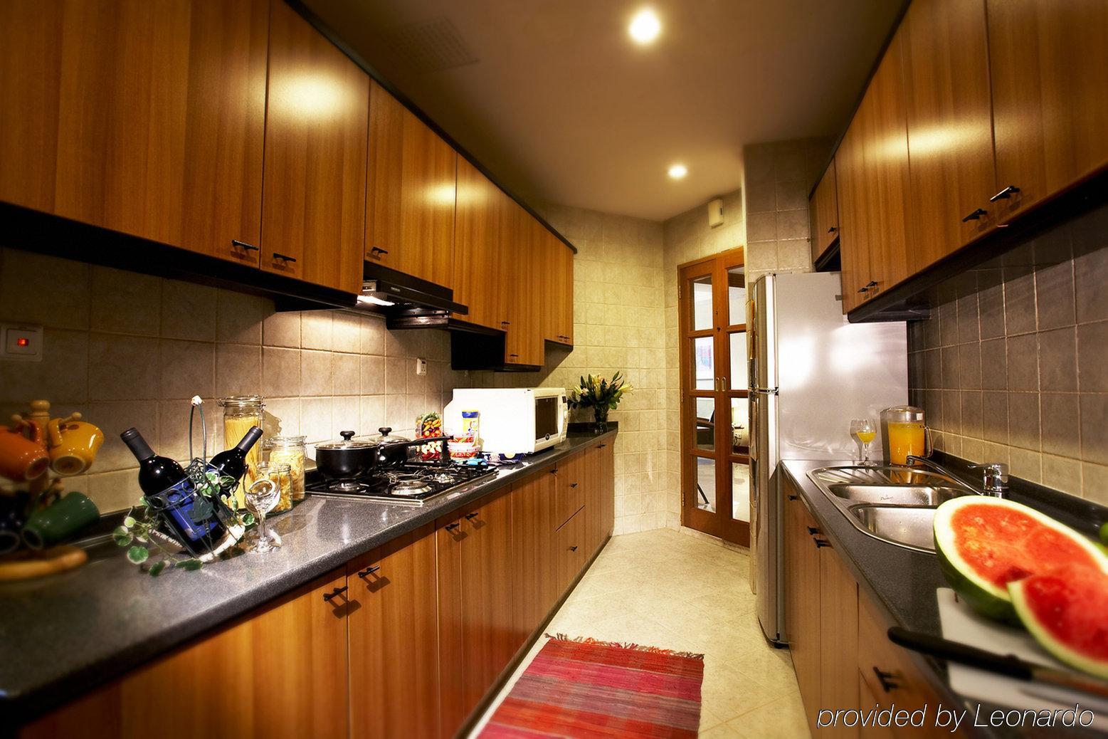 Fraser Place Robertson Walk Сингапур Екстериор снимка A modern kitchen